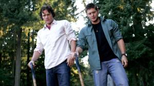 Crianças Não Devem Brincar com Coisas Mortas